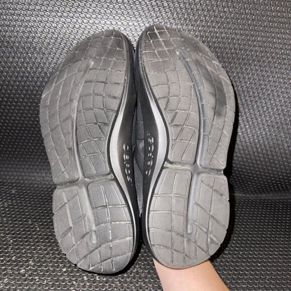 Oofos OOmg Fibre Low Black Gray Slip On Comfort Sneakers Shoes Men’s Size 10.5 main image 4